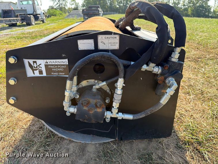 image for item FK4098 2024 003-06-72-001 skid steer vibratory roller