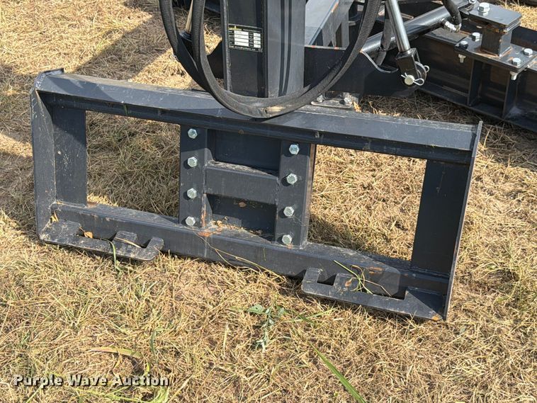 image for item FK4099 2024 LandHonor GM-12-96W skid steer grader