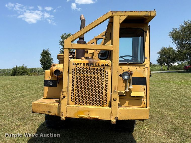 image for item FK4102 1971 Caterpillar 613 elevating scraper