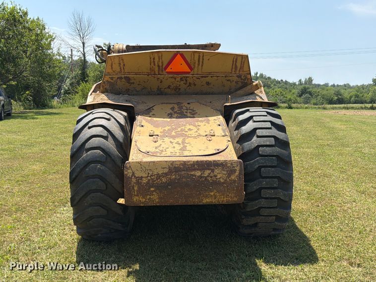 image for item FK4102 1971 Caterpillar 613 elevating scraper