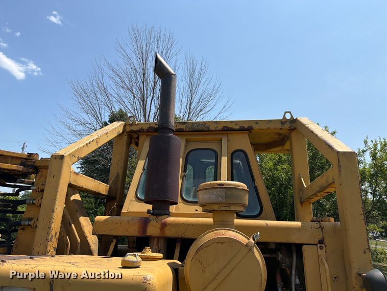 image for item FK4102 1971 Caterpillar 613 elevating scraper