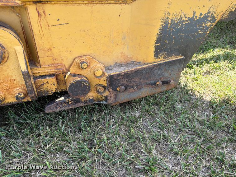 image for item FK4102 1971 Caterpillar 613 elevating scraper