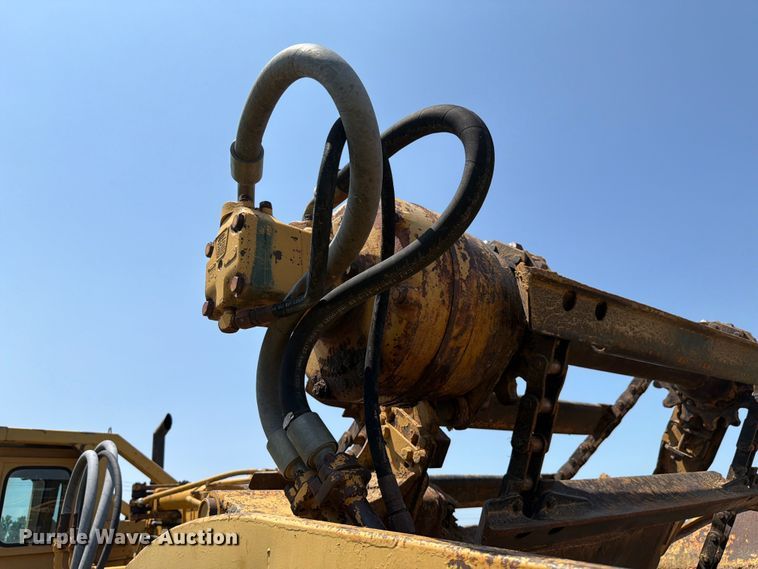 image for item FK4102 1971 Caterpillar 613 elevating scraper