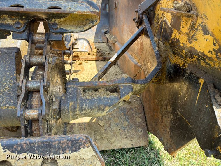 image for item FK4102 1971 Caterpillar 613 elevating scraper