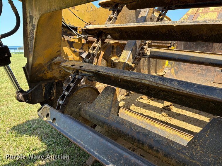 image for item FK4102 1971 Caterpillar 613 elevating scraper