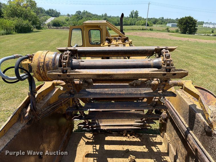 image for item FK4102 1971 Caterpillar 613 elevating scraper