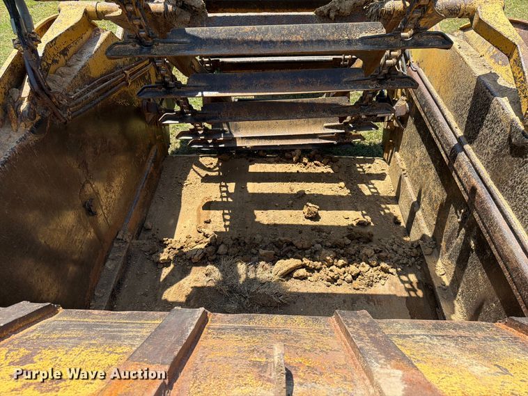 image for item FK4102 1971 Caterpillar 613 elevating scraper