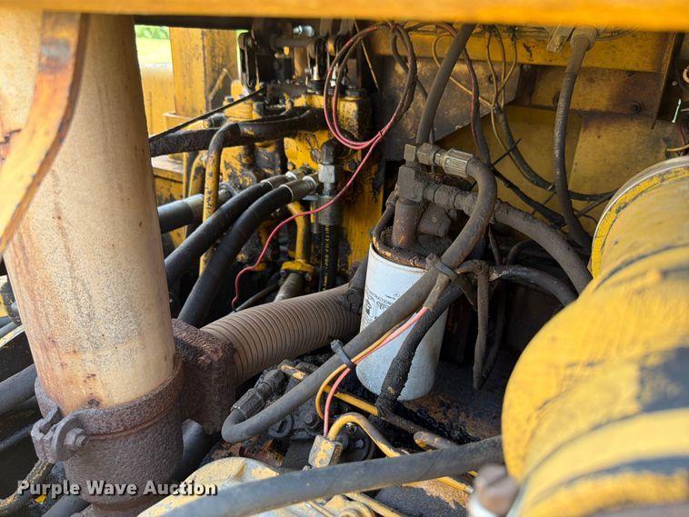 image for item FK4102 1971 Caterpillar 613 elevating scraper