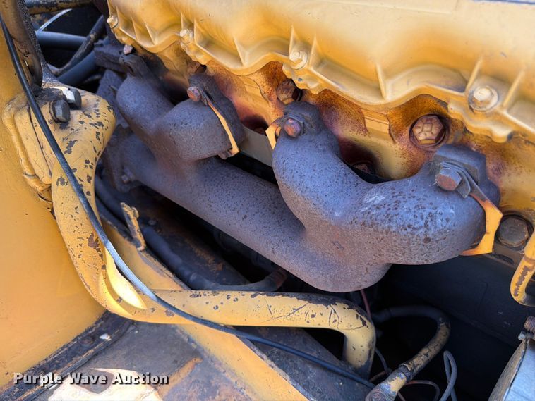 image for item FK4102 1971 Caterpillar 613 elevating scraper
