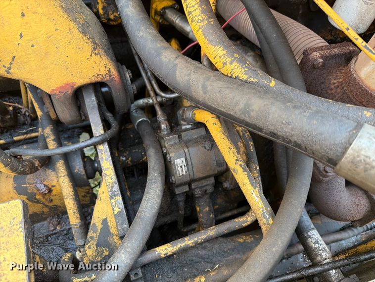 image for item FK4102 1971 Caterpillar 613 elevating scraper