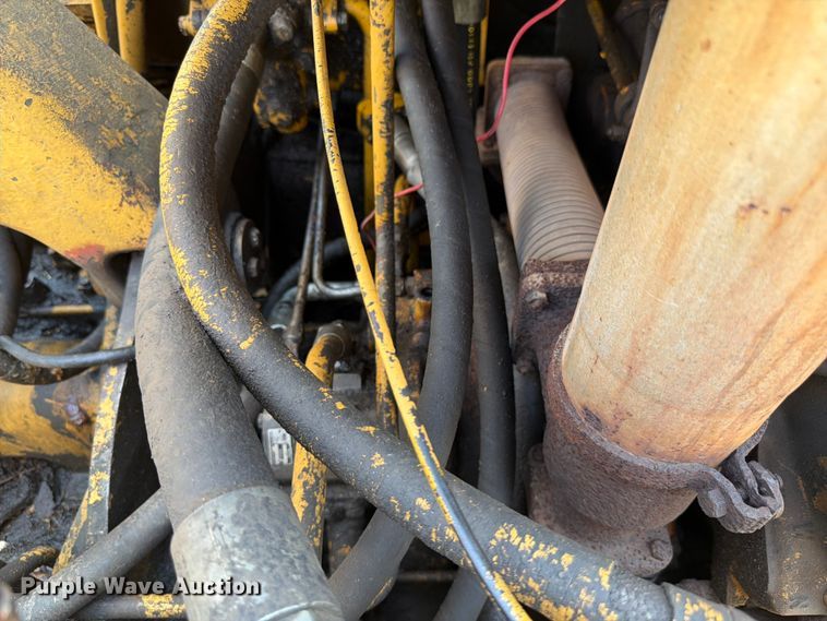 image for item FK4102 1971 Caterpillar 613 elevating scraper