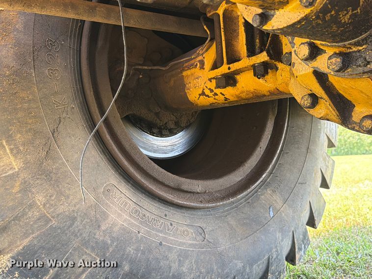 image for item FK4102 1971 Caterpillar 613 elevating scraper
