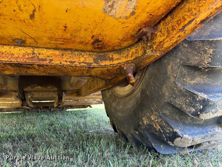 image for item FK4102 1971 Caterpillar 613 elevating scraper