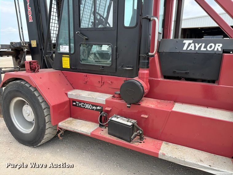 image for item FK4111 2002 Taylor THD-360L forklift