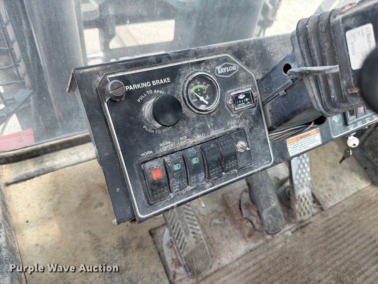 image for item FK4111 2002 Taylor THD-360L forklift