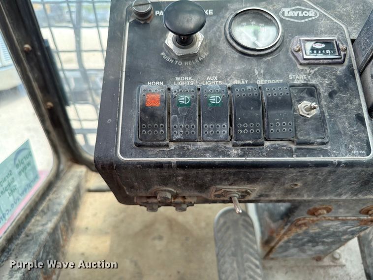 image for item FK4111 2002 Taylor THD-360L forklift