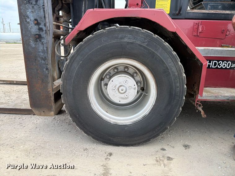image for item FK4111 2002 Taylor THD-360L forklift