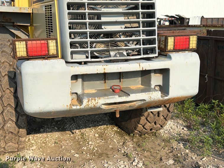 image for item FK4112 2005 Komatsu WA250-5 wheel loader