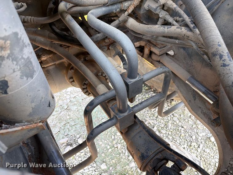 image for item FK4112 2005 Komatsu WA250-5 wheel loader