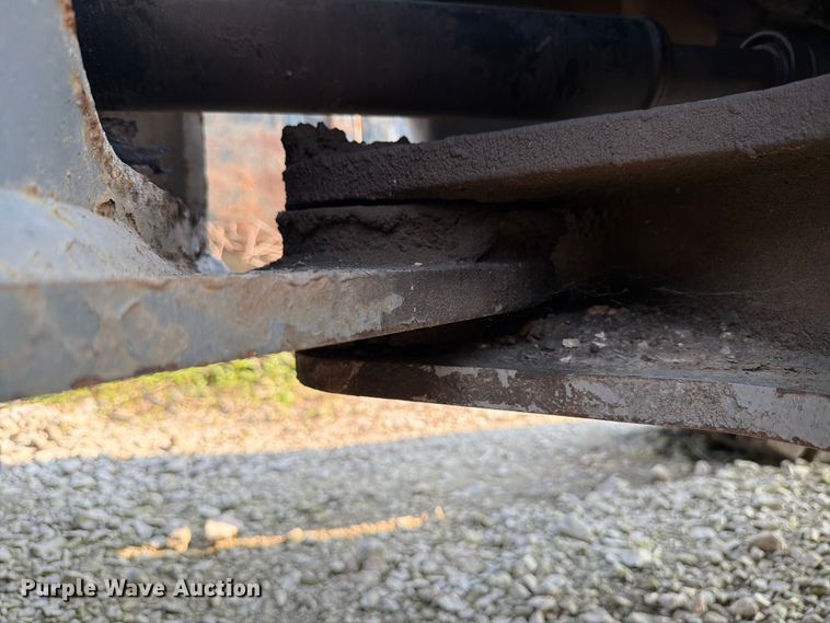 image for item FK4112 2005 Komatsu WA250-5 wheel loader