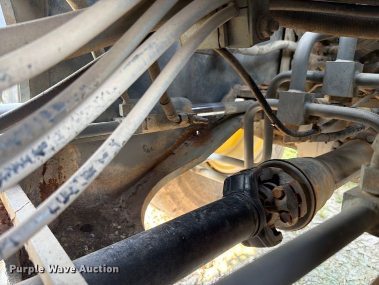 image for item FK4112 2005 Komatsu WA250-5 wheel loader