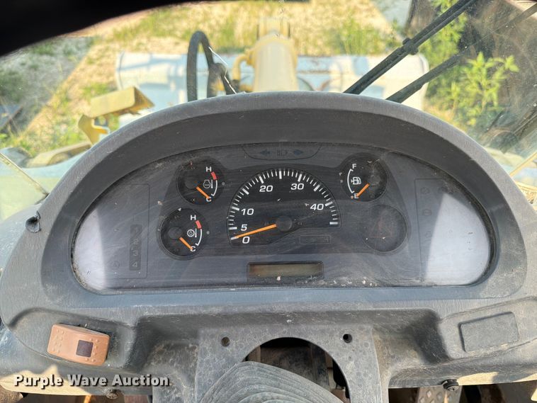 image for item FK4112 2005 Komatsu WA250-5 wheel loader