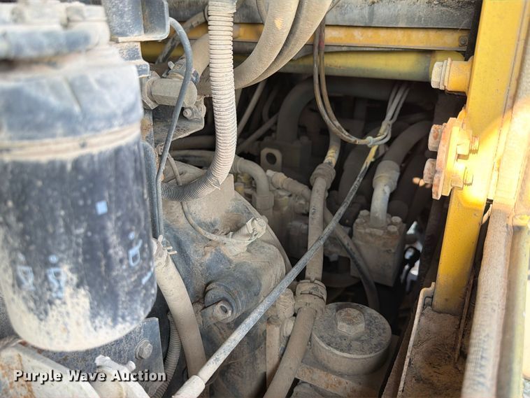 image for item FK4112 2005 Komatsu WA250-5 wheel loader
