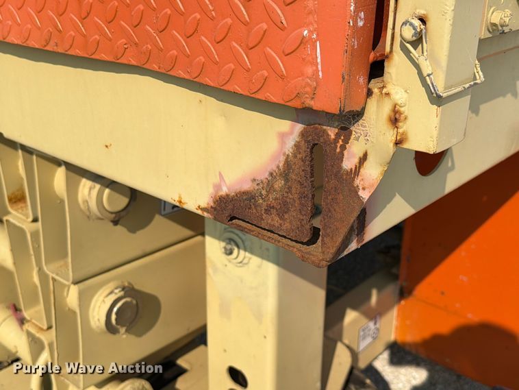 image for item FK4113 2001 JLG 25 RTS scissor lift