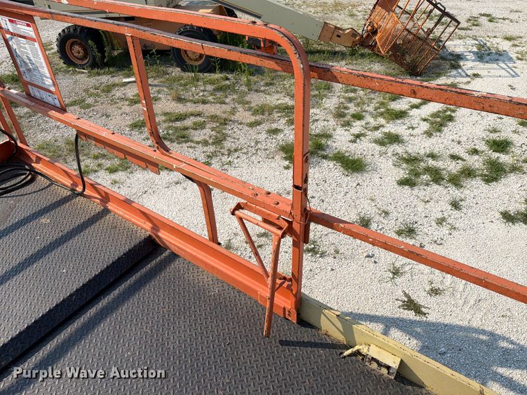 image for item FK4113 2001 JLG 25 RTS scissor lift