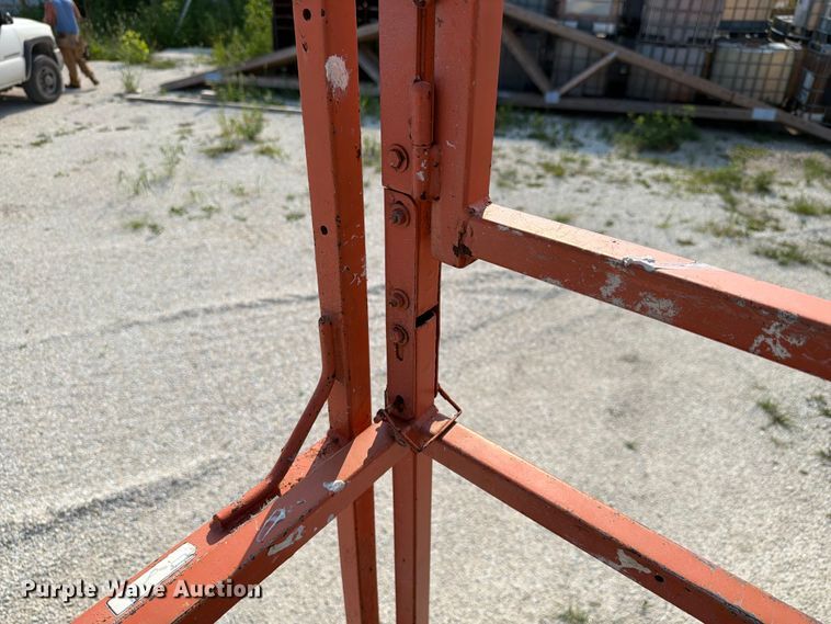 image for item FK4113 2001 JLG 25 RTS scissor lift