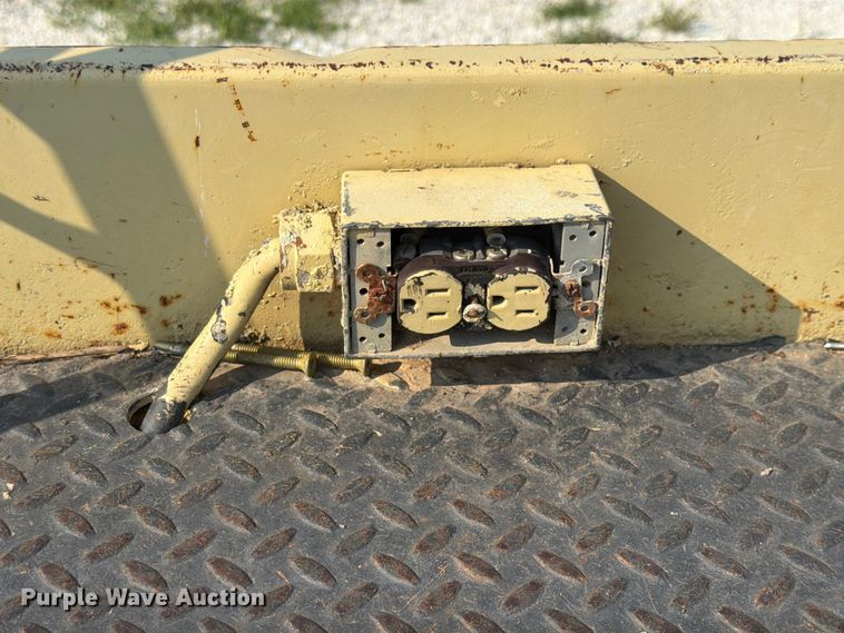 image for item FK4113 2001 JLG 25 RTS scissor lift