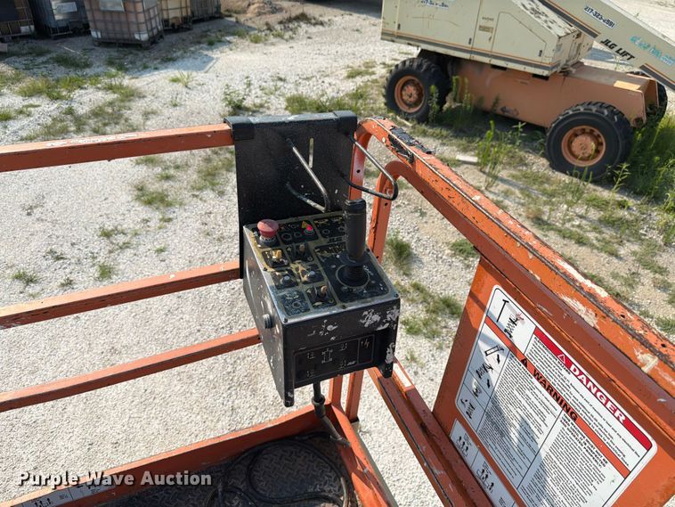 image for item FK4113 2001 JLG 25 RTS scissor lift