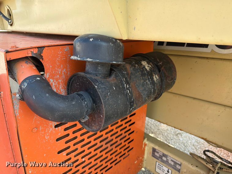 image for item FK4113 2001 JLG 25 RTS scissor lift