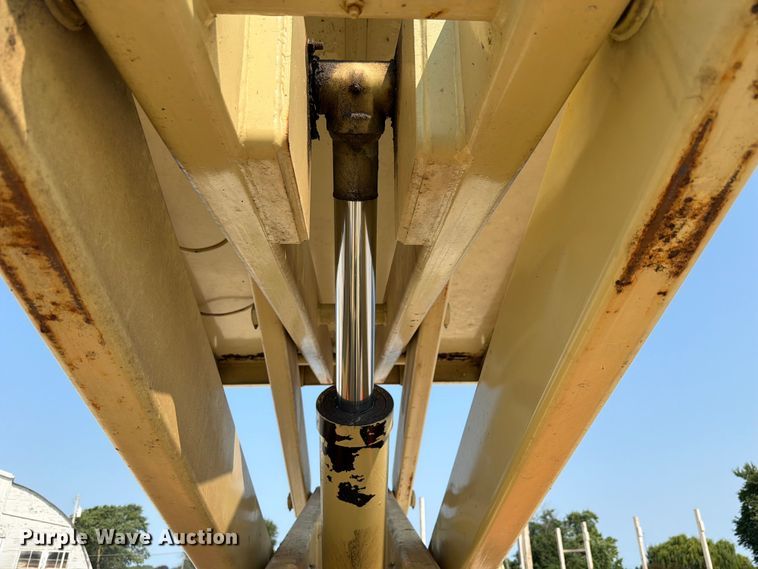 image for item FK4113 2001 JLG 25 RTS scissor lift