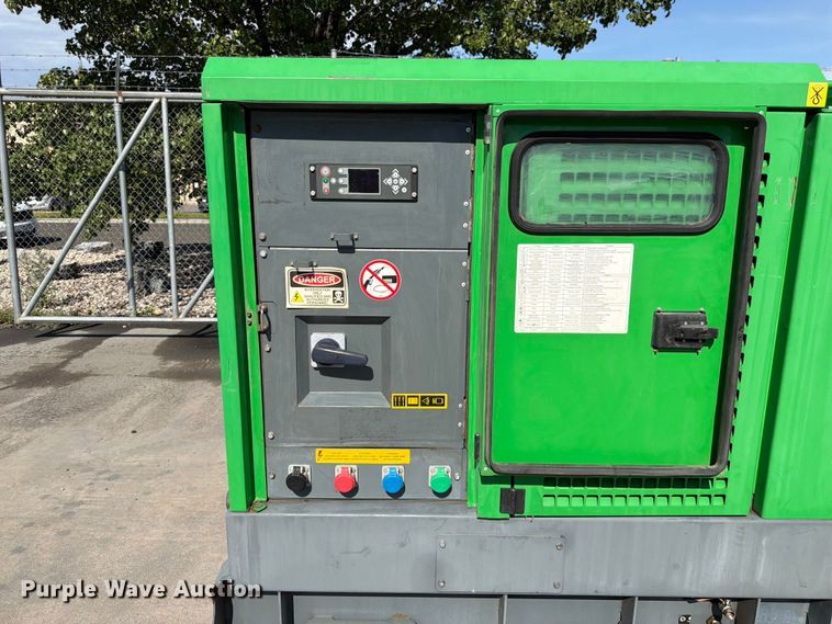 image for item FK4550 2017 Atlas Copco E-AIRT900 air compressor