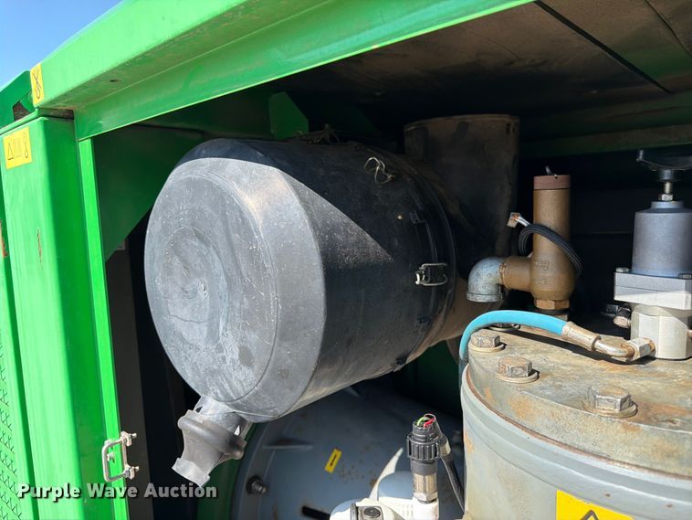 image for item FK4550 2017 Atlas Copco E-AIRT900 air compressor