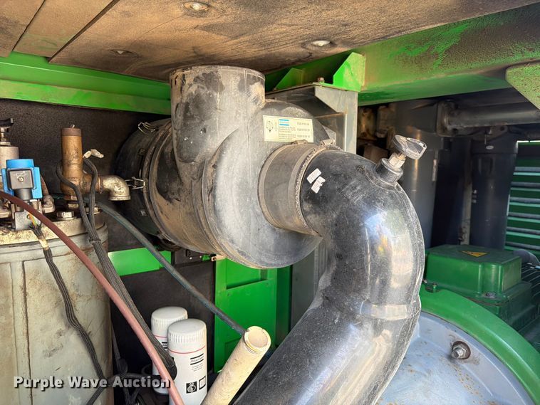 image for item FK4550 2017 Atlas Copco E-AIRT900 air compressor