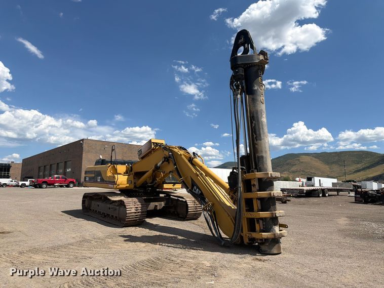 image for item FK4551 2001 Caterpillar 330B L excavator