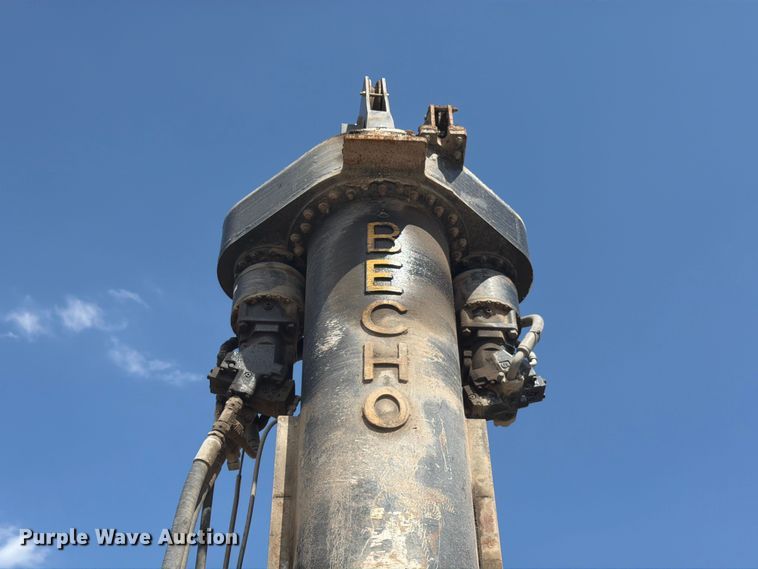 image for item FK4551 2001 Caterpillar 330B L excavator