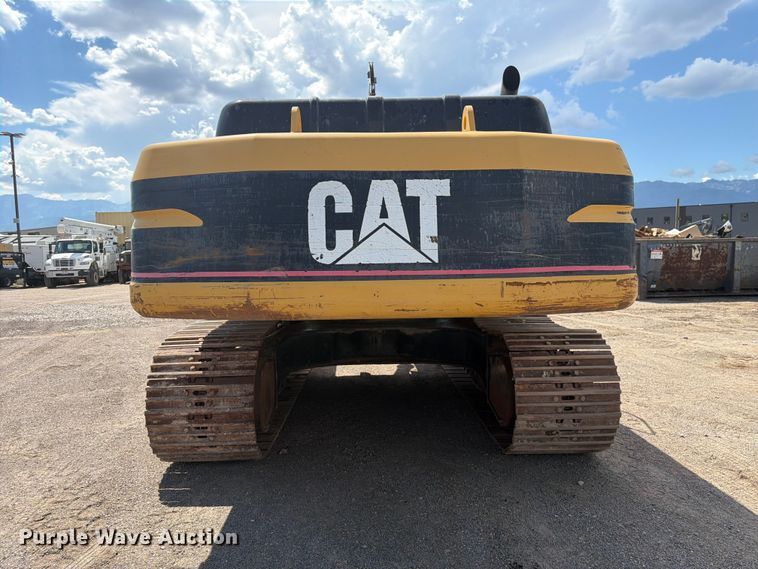 image for item FK4551 2001 Caterpillar 330B L excavator