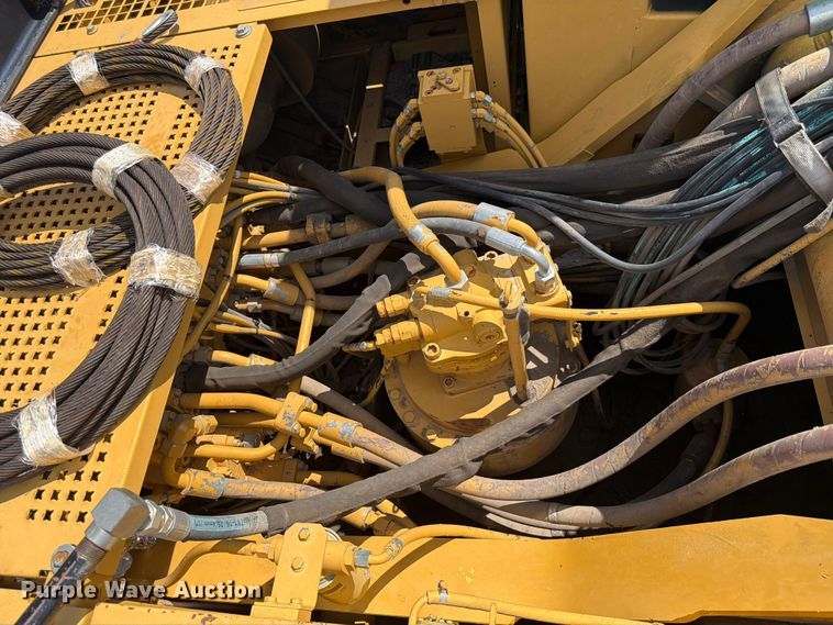 image for item FK4551 2001 Caterpillar 330B L excavator