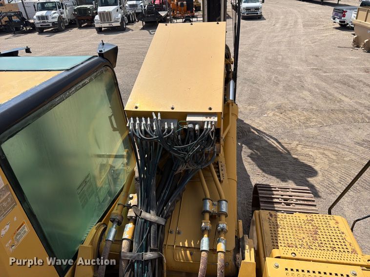 image for item FK4551 2001 Caterpillar 330B L excavator