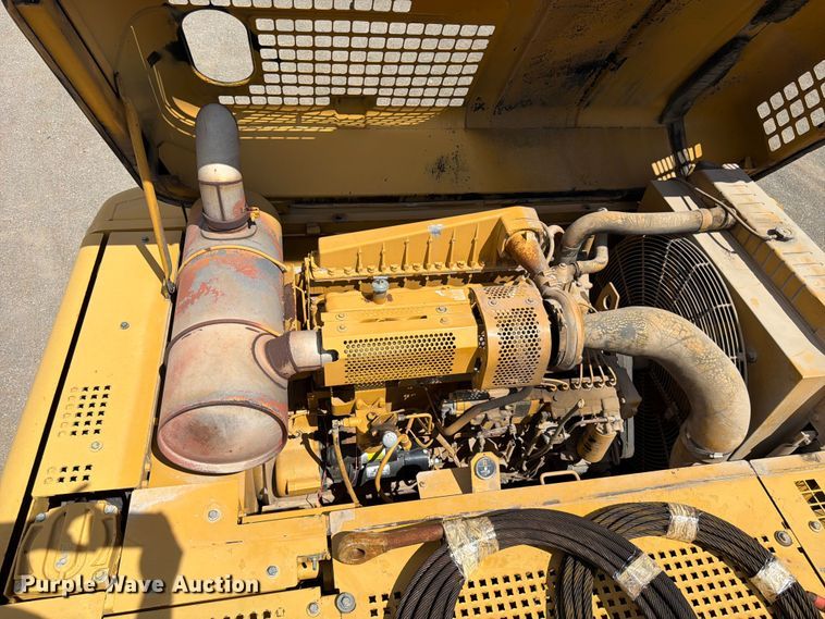 image for item FK4551 2001 Caterpillar 330B L excavator