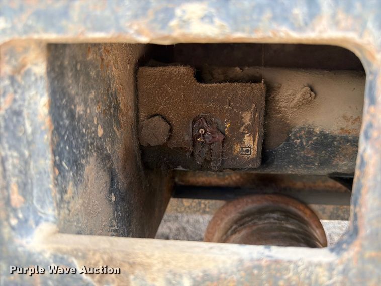 image for item FK4551 2001 Caterpillar 330B L excavator