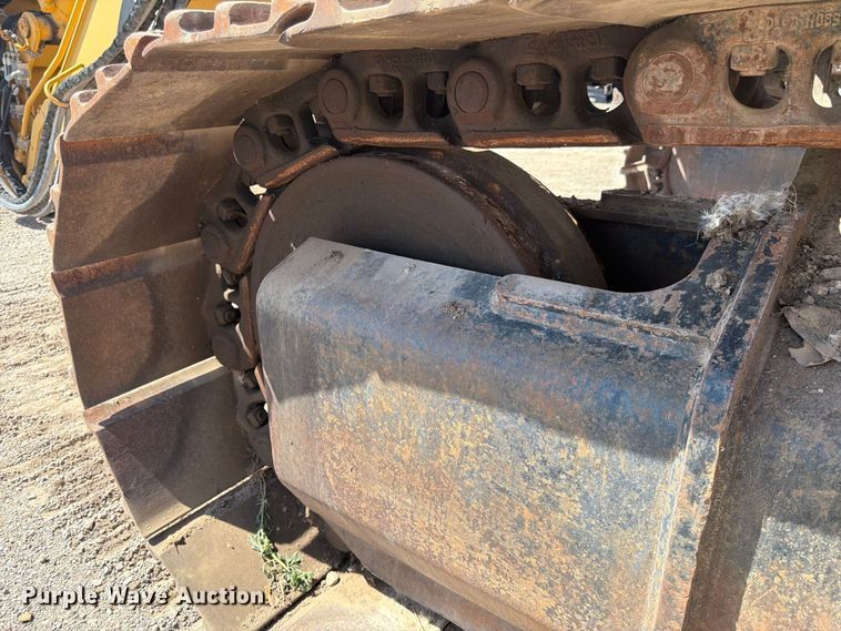 image for item FK4551 2001 Caterpillar 330B L excavator