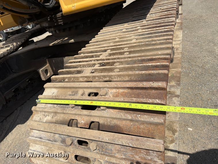 image for item FK4551 2001 Caterpillar 330B L excavator