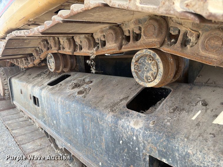 image for item FK4551 2001 Caterpillar 330B L excavator