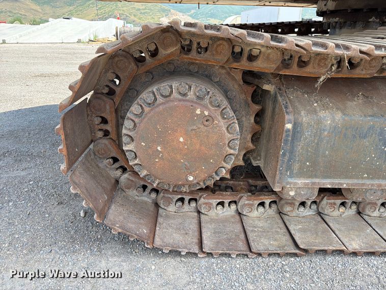 image for item FK4551 2001 Caterpillar 330B L excavator