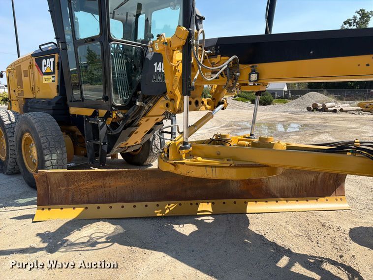 image for item FK4552 2019 Caterpillar 140AWD motor grader