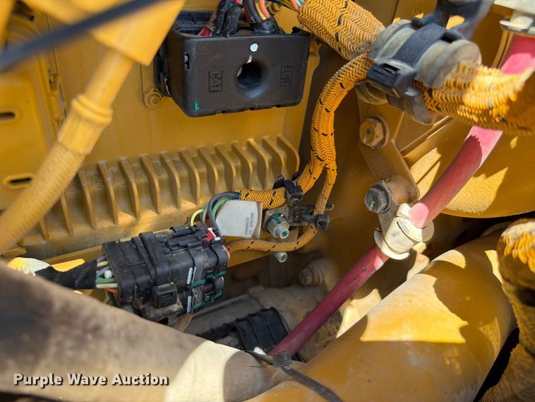 image for item FK4552 2019 Caterpillar 140AWD motor grader